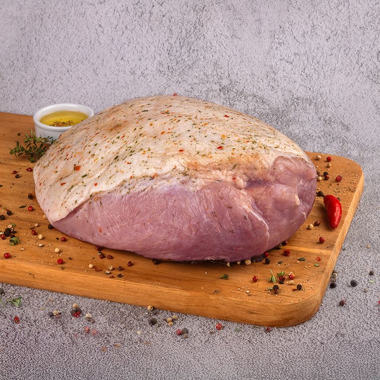 PERNIL SUÍNO SEM OSSO TEMPERADO DE 2,2KG A 3,6KG