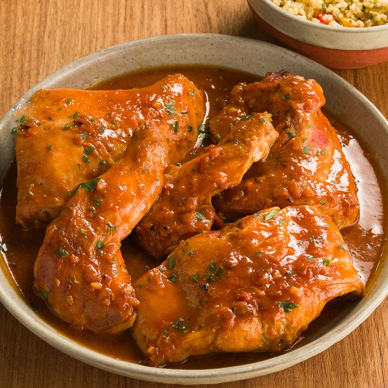 COELHO EM CORTES DE 0,6KG A 1,3KG