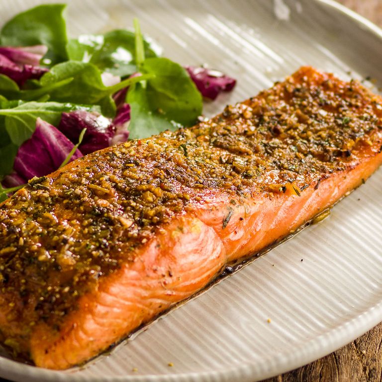 SALMÃO TEMPERADO COM LIMÃO E ERVAS 200G