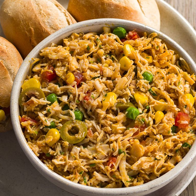 PEITO DE FRANGO TEMPERADO DESFIADO 400G