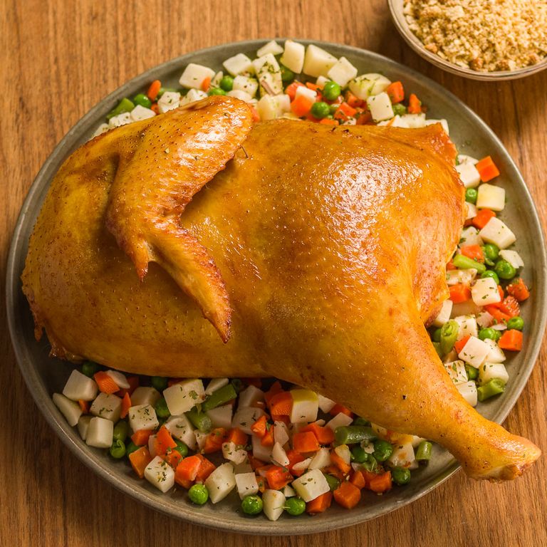 MEIA GALINHA DE 1,3KG A 2,1KG